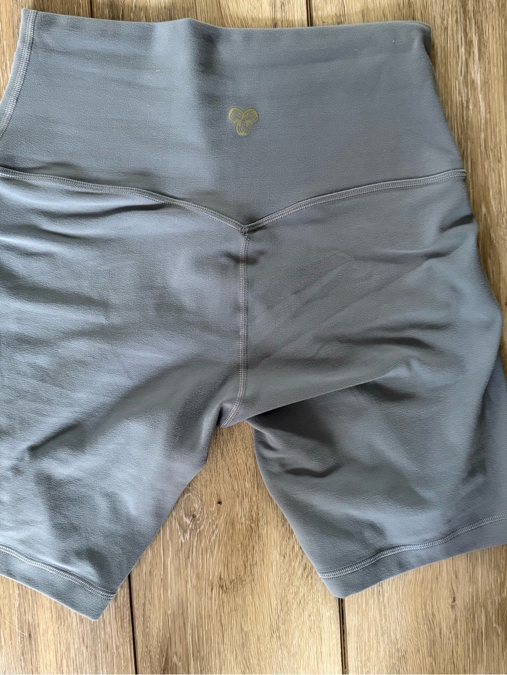 Golden High-Waist Women’s Performance Bike Shorts - Light Gray